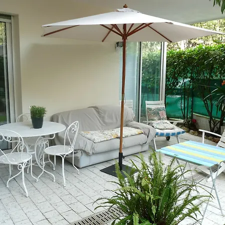 Apartamento One Bed With A Garden Terrace In A Quiet Area Of Walking Distance To The Croisette 1911 *