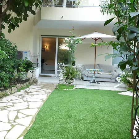 One Bed With A Garden Terrace In A Quiet Area Of Walking Distance To The Croisette 1911 Apartamento Cannes